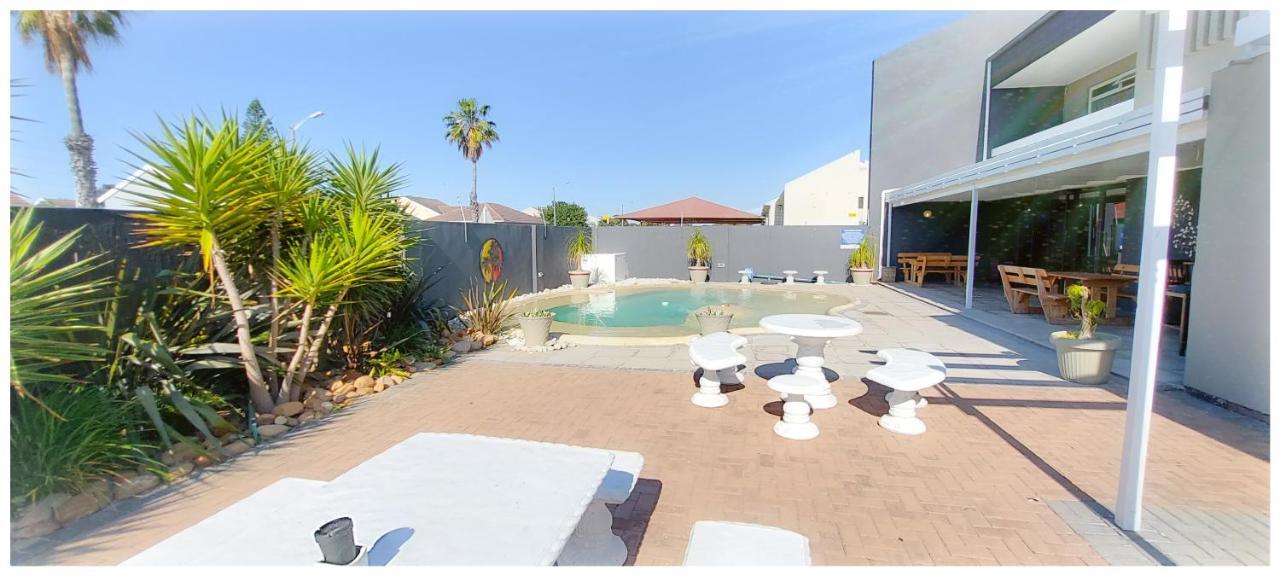 Beachwood Inn Melkbosstrand Le Cap Extérieur photo