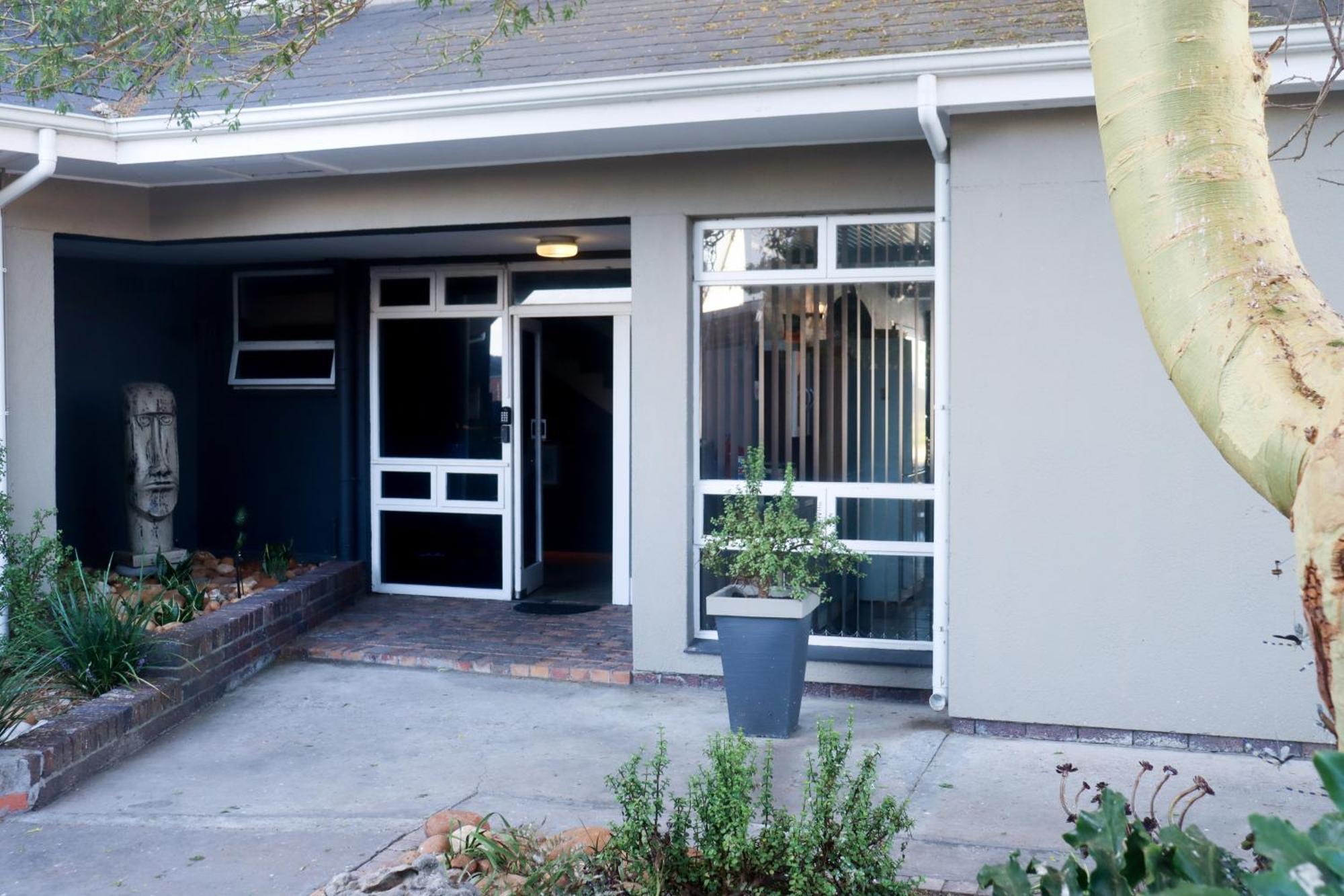 Beachwood Inn Melkbosstrand Le Cap Extérieur photo