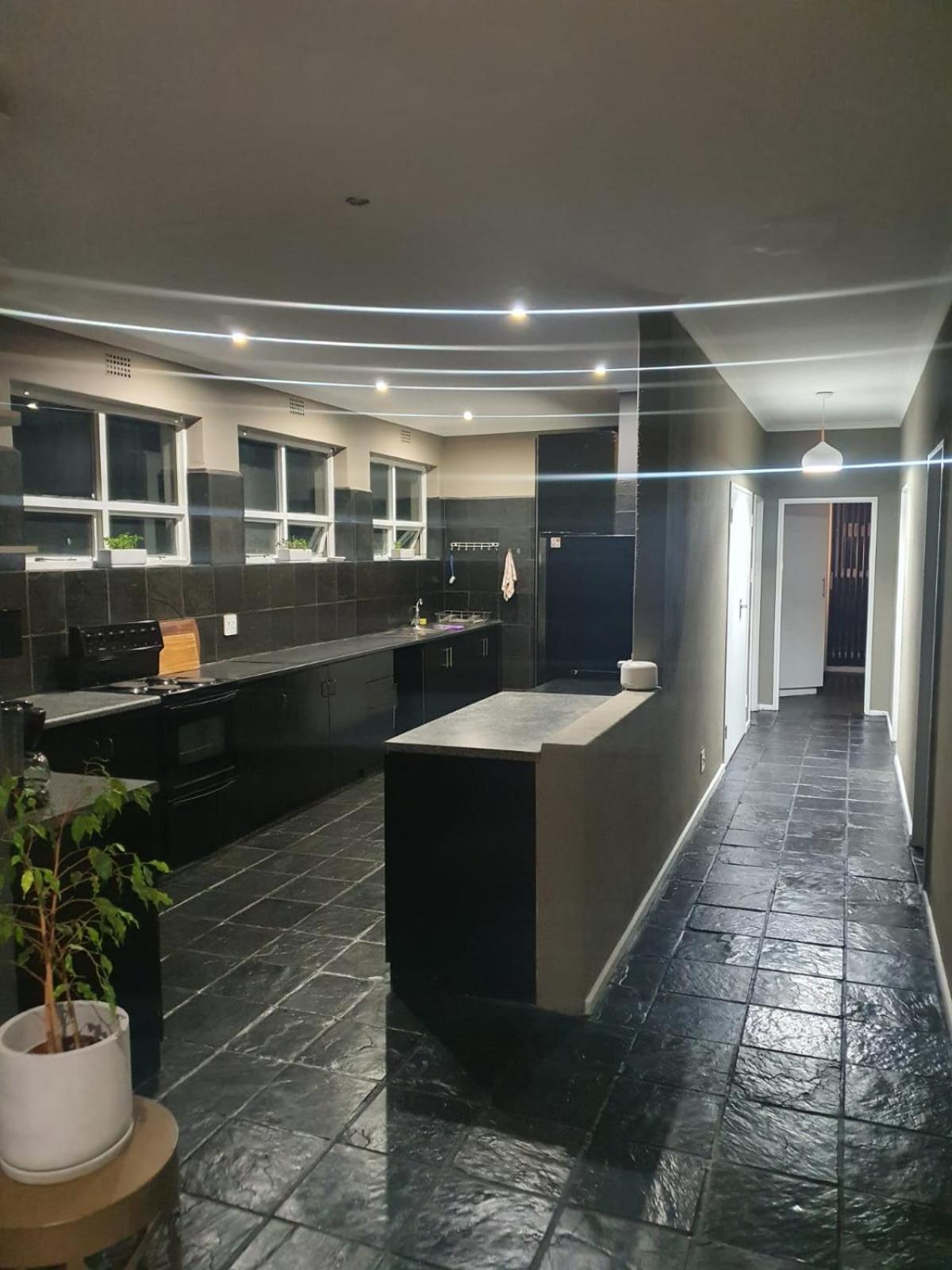 Beachwood Inn Melkbosstrand Le Cap Extérieur photo